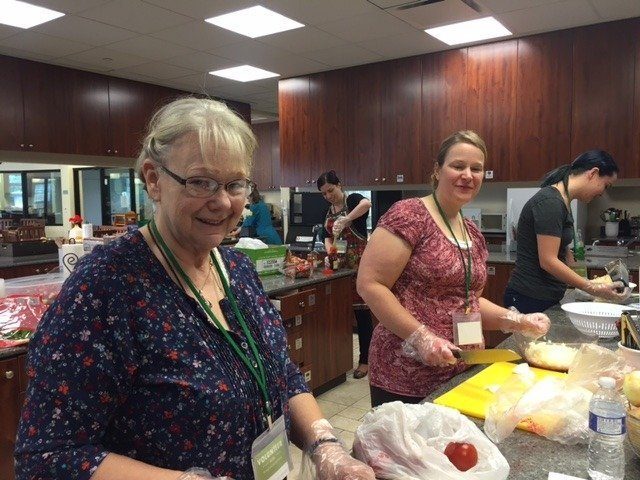 IMG_3648_825 2016 Ronald McDonald House Charities Adopt-a-Meal Program